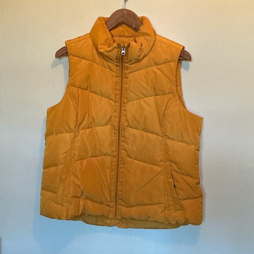 Lands' End Women's Vibrant Orange Quilted Vest